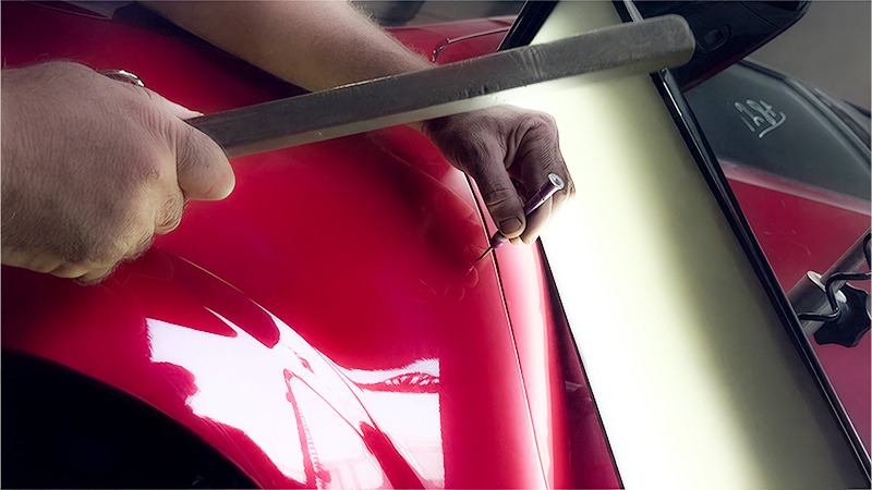 Paintless Dent Repair (PDR)